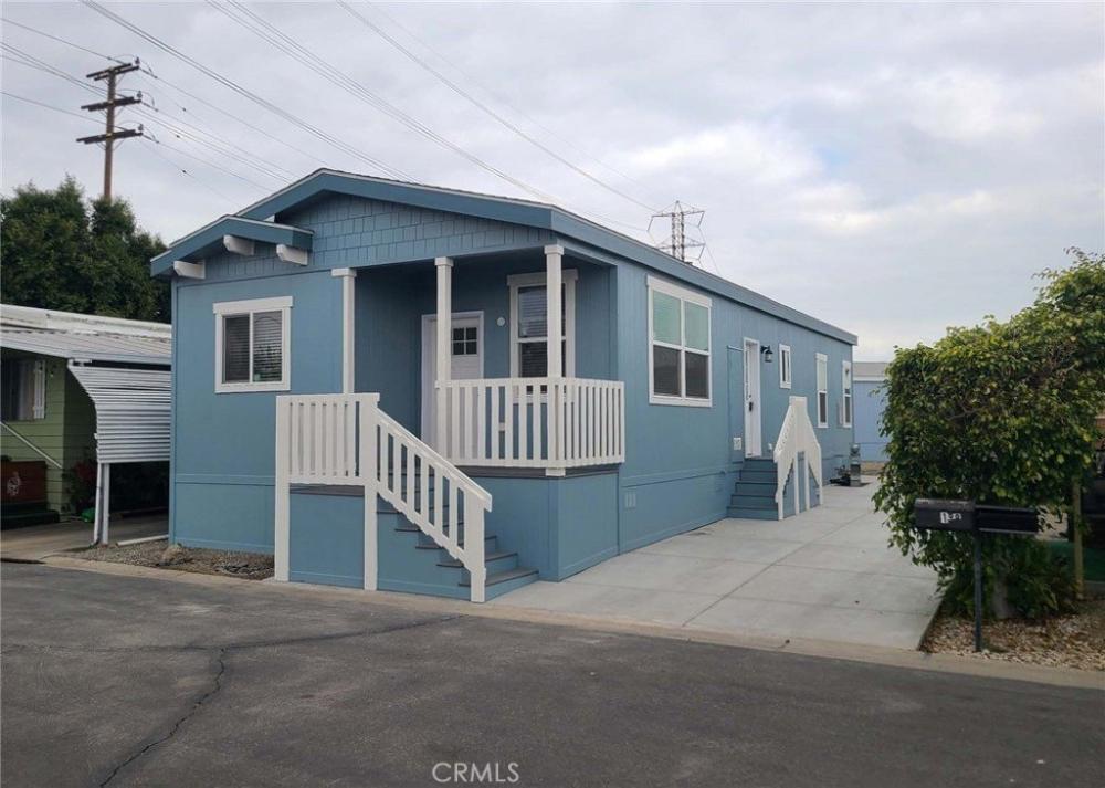 Currently Displayed Property Photo