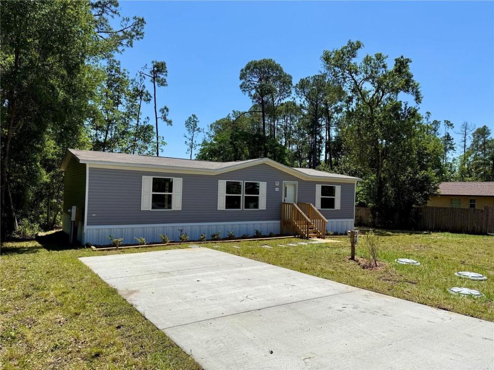 Currently Displayed Property Photo