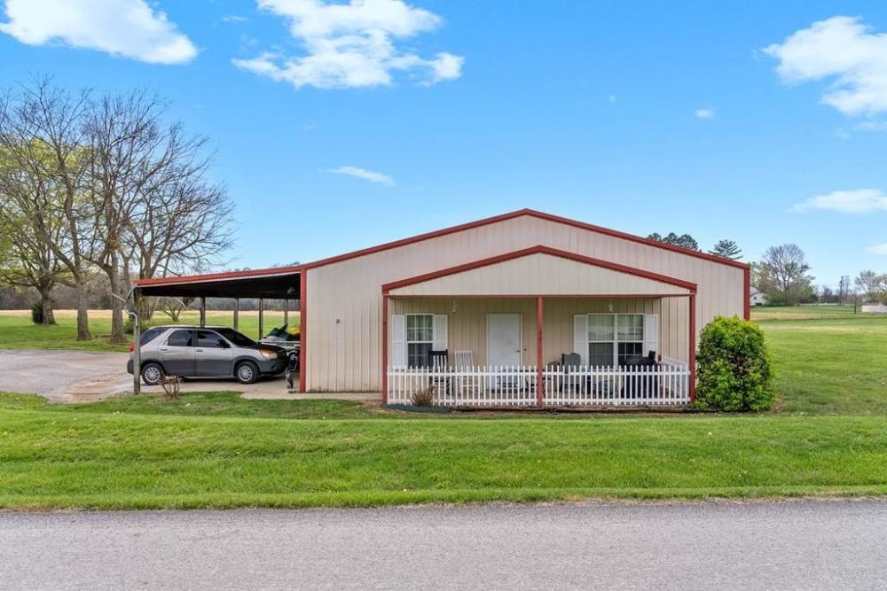 Currently Displayed Property Photo