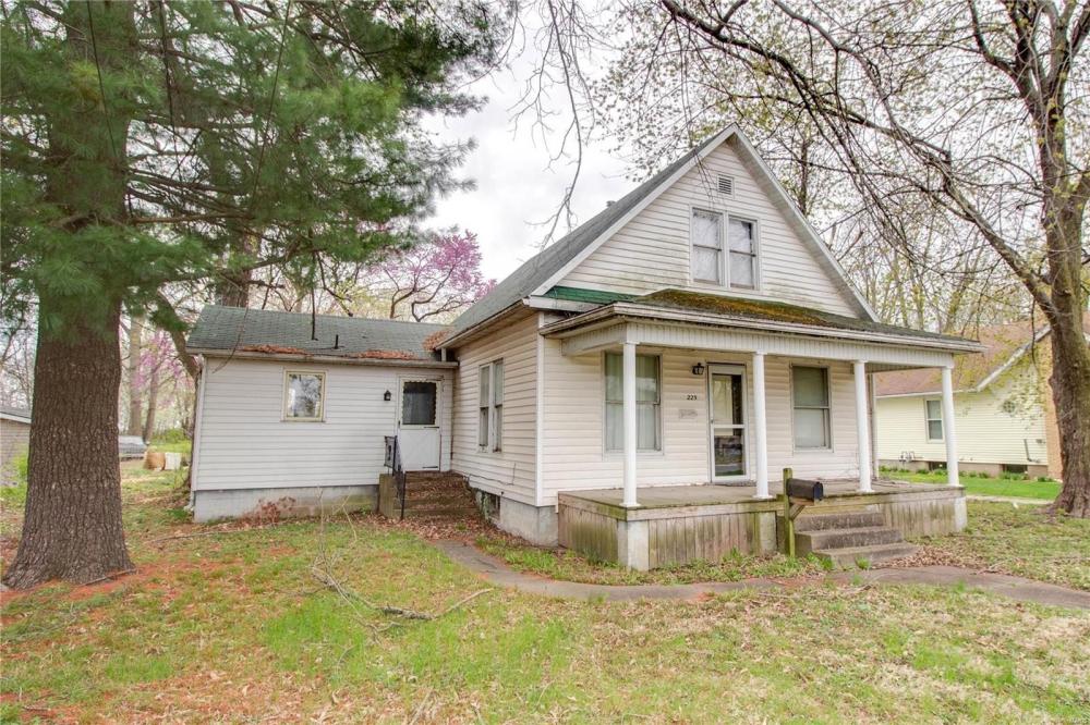 Currently Displayed Property Photo