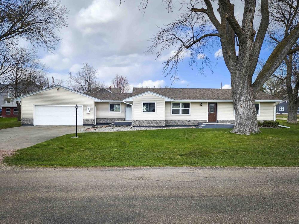 Currently Displayed Property Photo