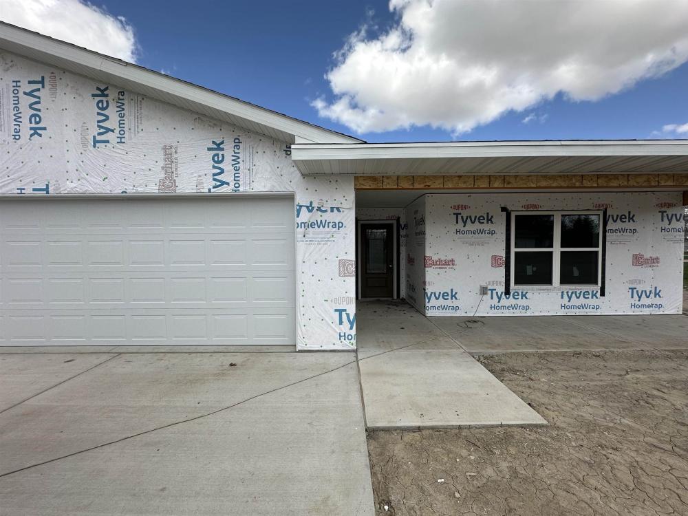 Currently Displayed Property Photo