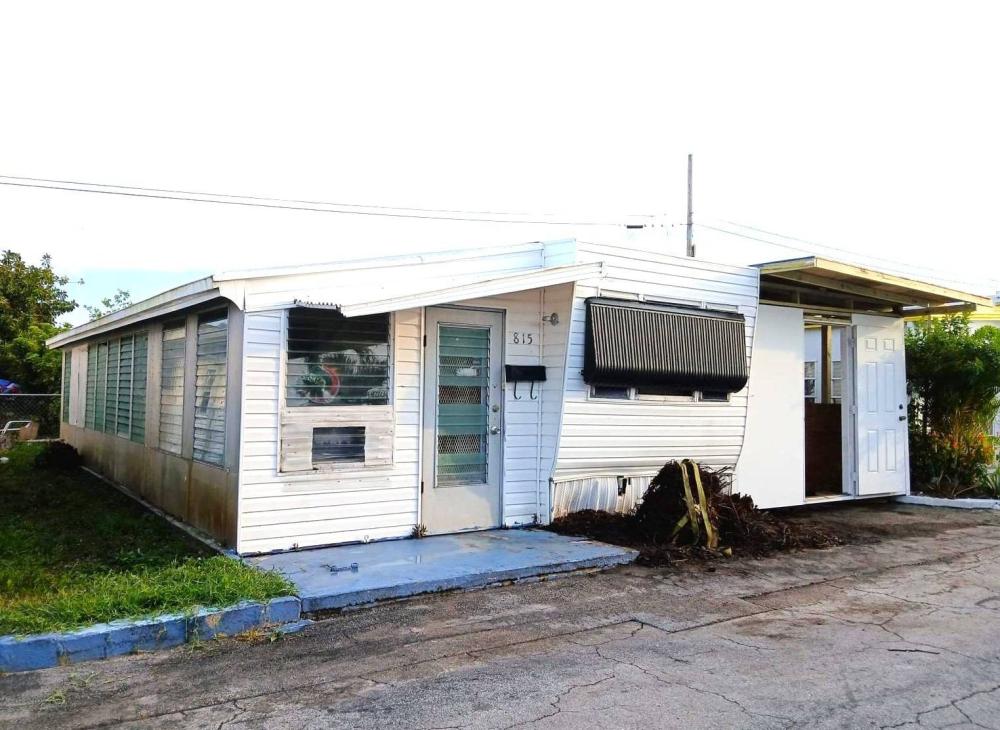 Currently Displayed Property Photo