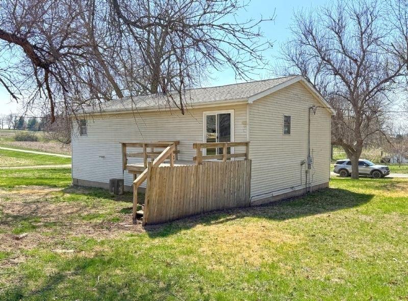 Currently Displayed Property Photo
