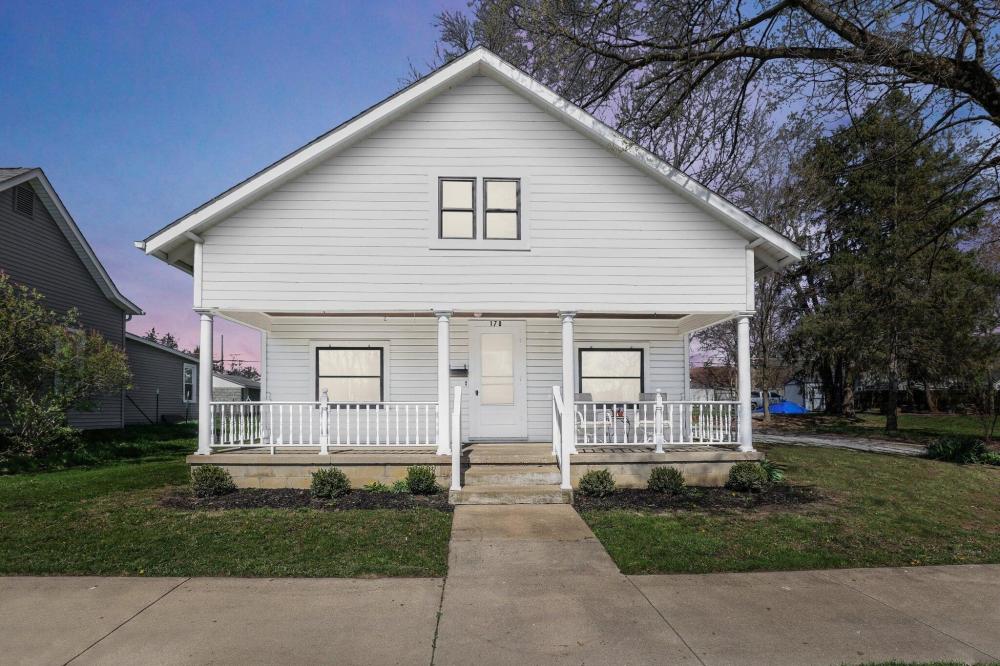 Currently Displayed Property Photo