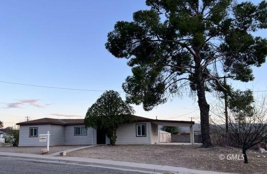 Currently Displayed Property Photo
