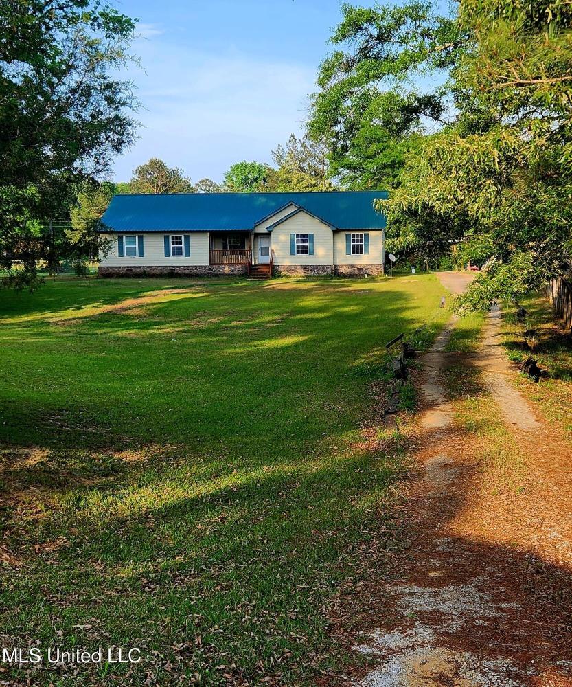 Currently Displayed Property Photo