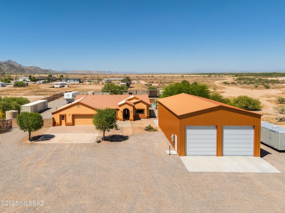 Currently Displayed Property Photo