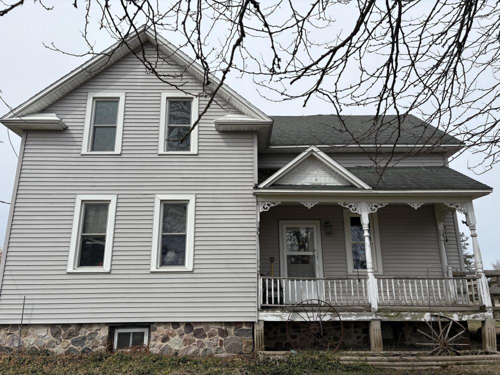 Currently Displayed Property Photo
