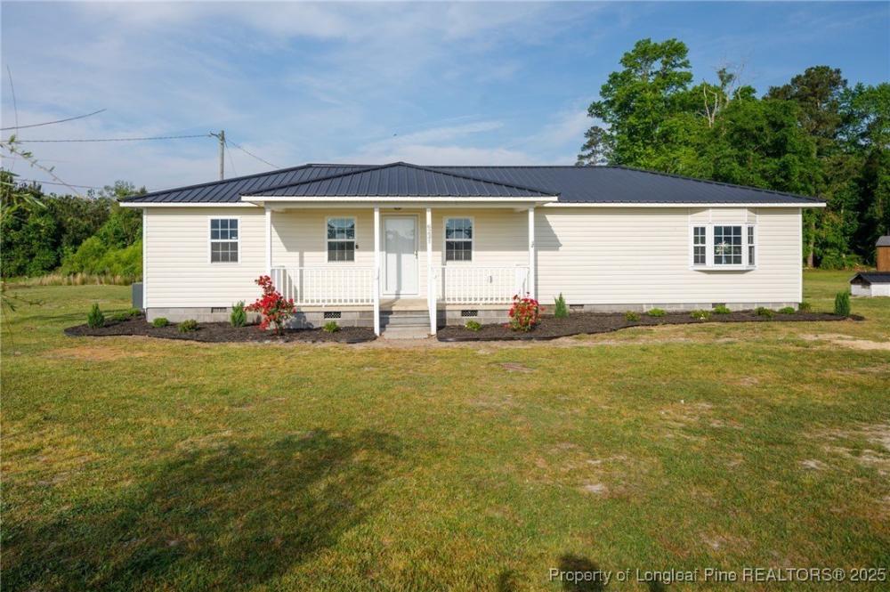 Currently Displayed Property Photo