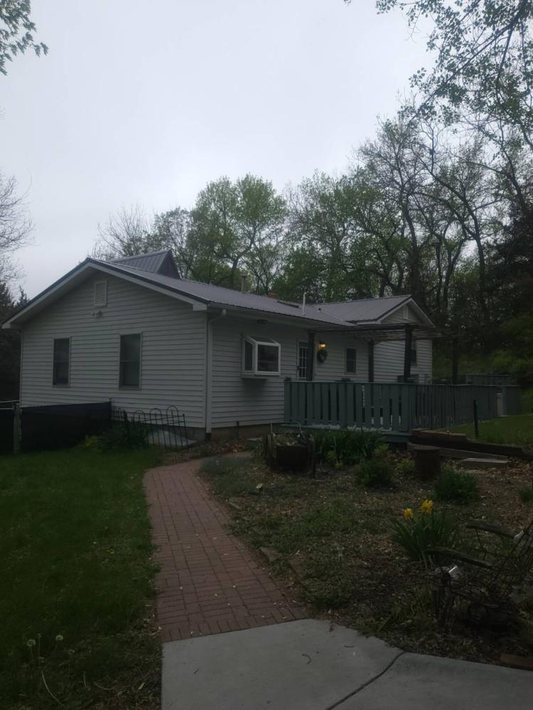 Currently Displayed Property Photo