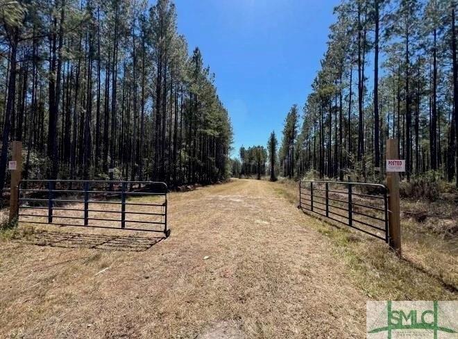 Currently Displayed Property Photo