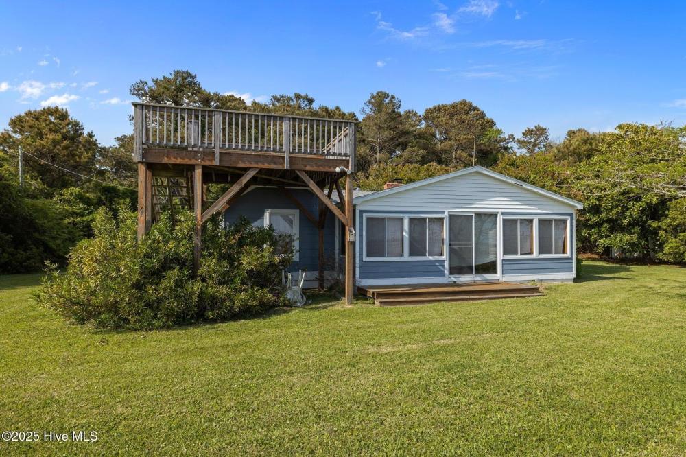 Currently Displayed Property Photo
