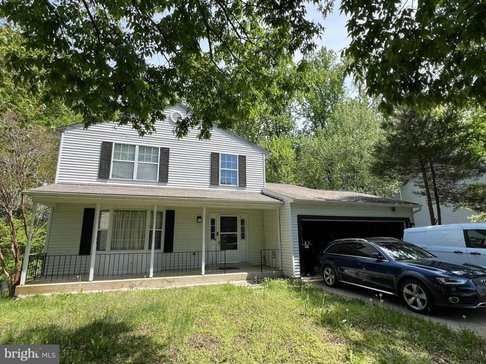 Currently Displayed Property Photo