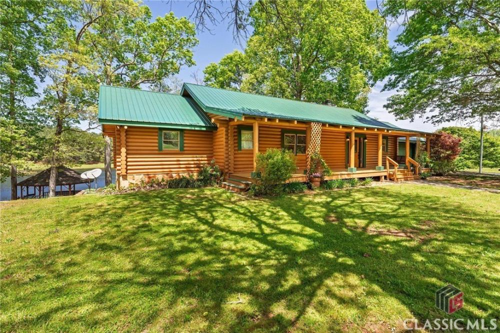 Currently Displayed Property Photo