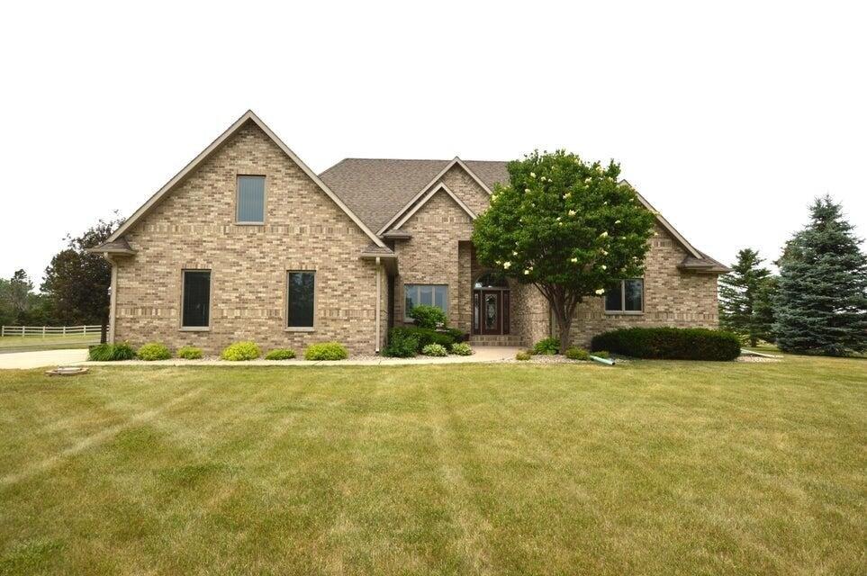 Currently Displayed Property Photo