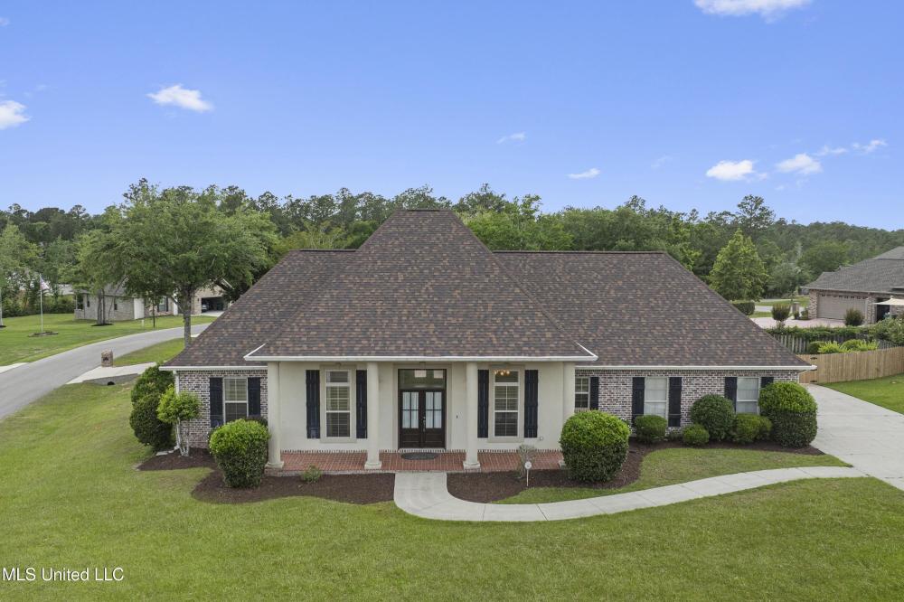 Currently Displayed Property Photo
