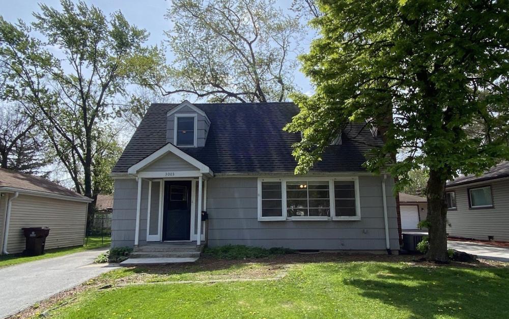 Currently Displayed Property Photo