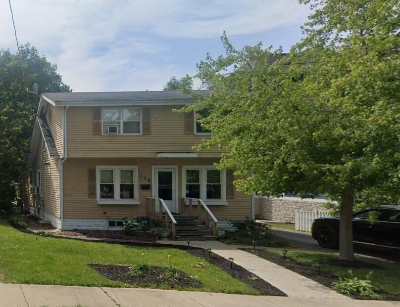 Currently Displayed Property Photo