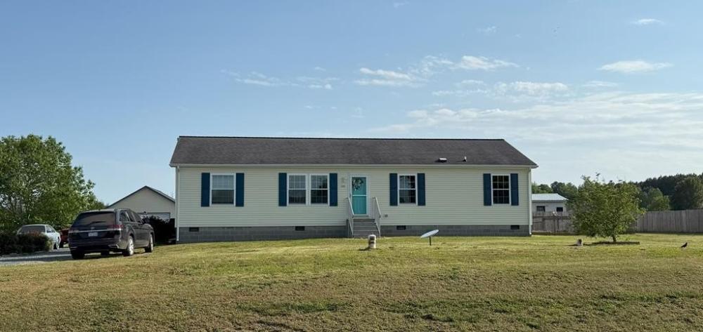Currently Displayed Property Photo