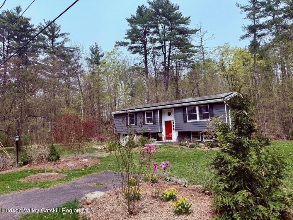 Currently Displayed Property Photo