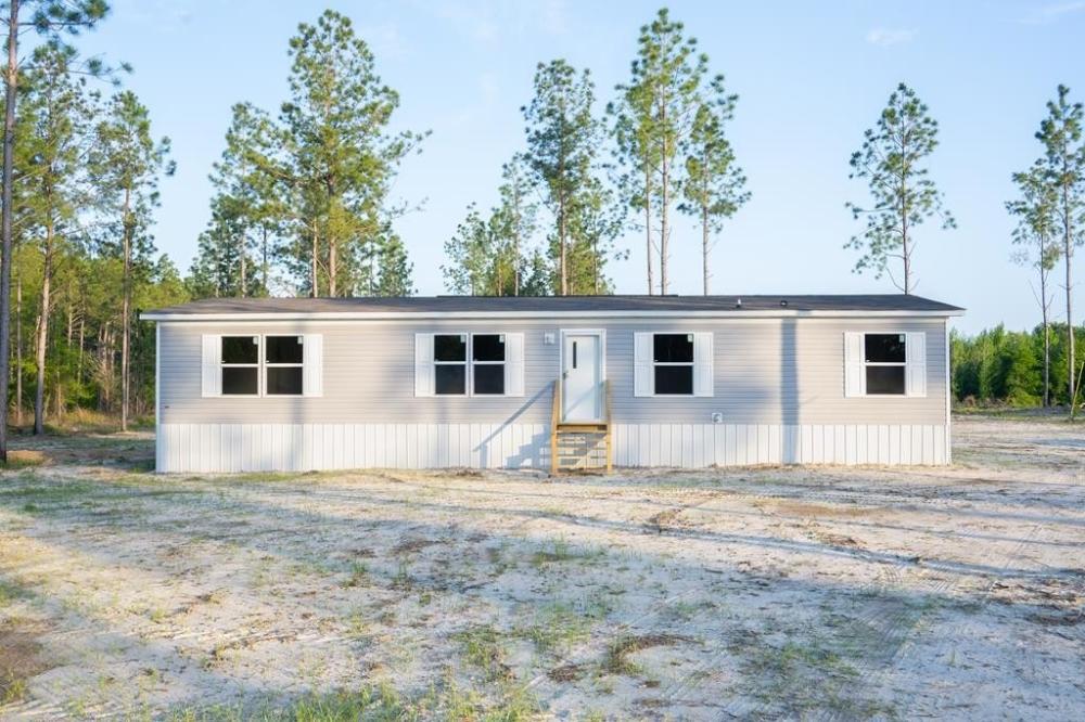 Currently Displayed Property Photo