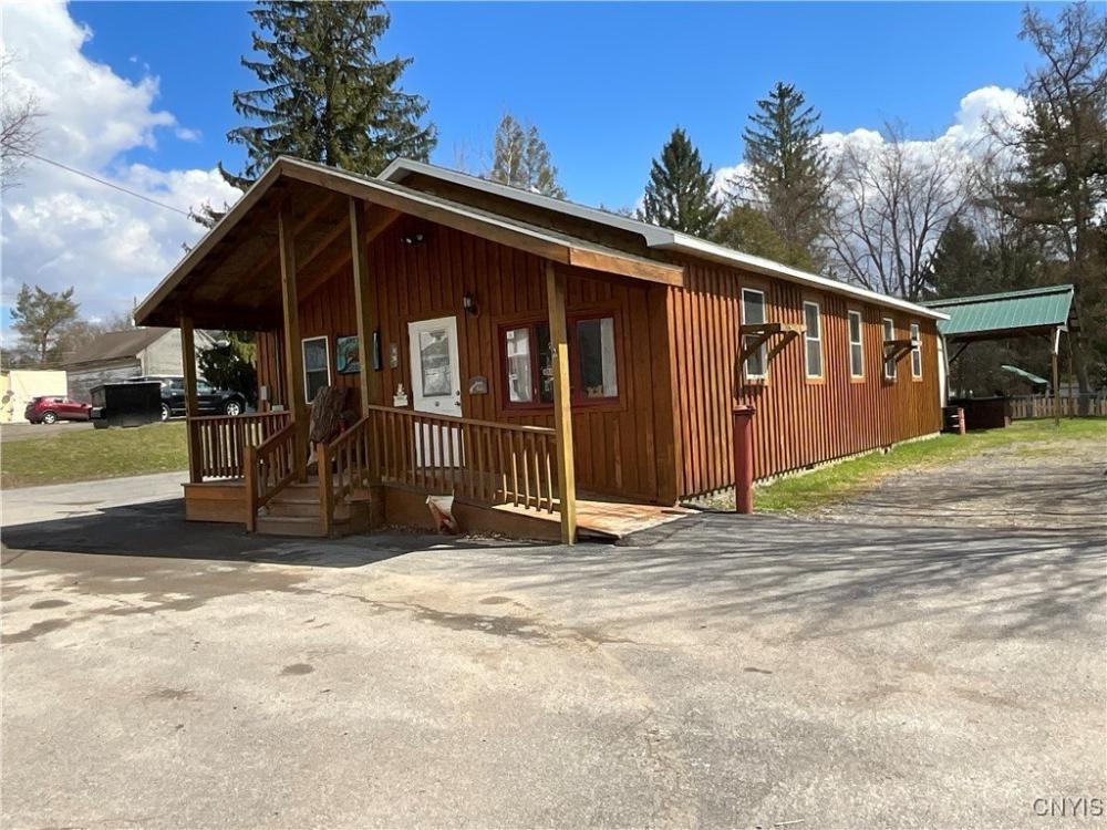 Currently Displayed Property Photo
