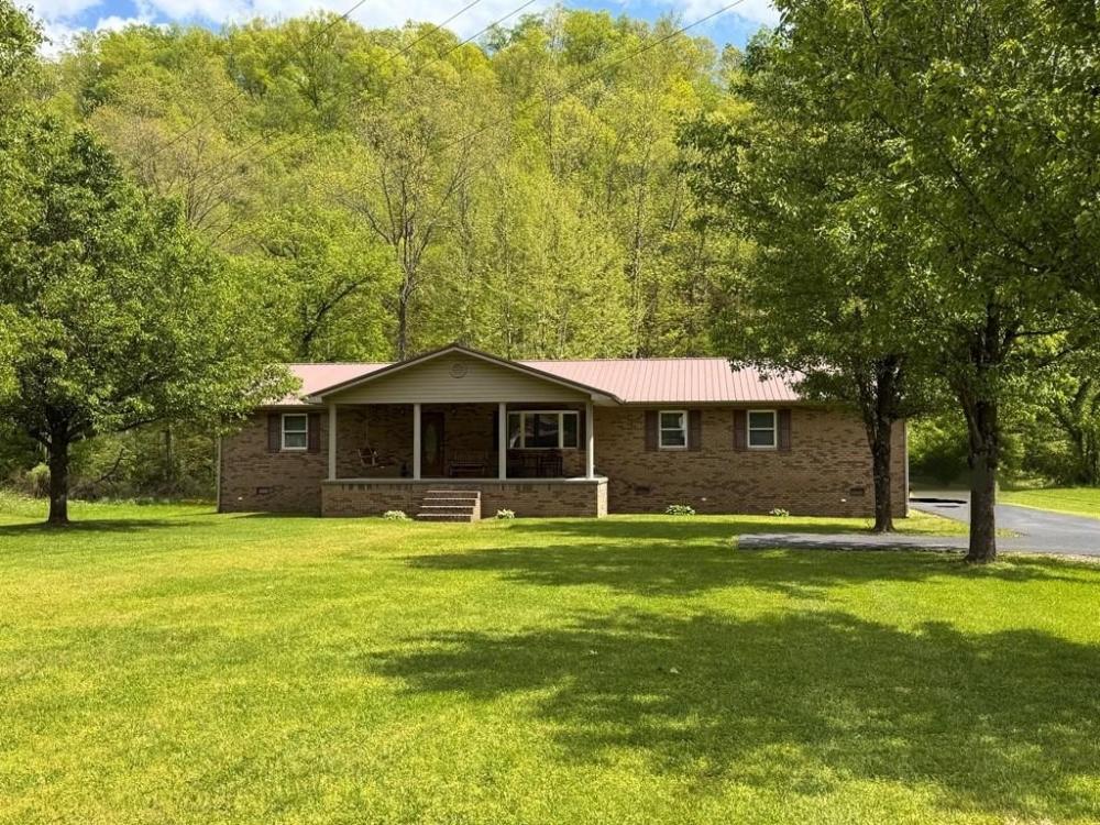 Currently Displayed Property Photo