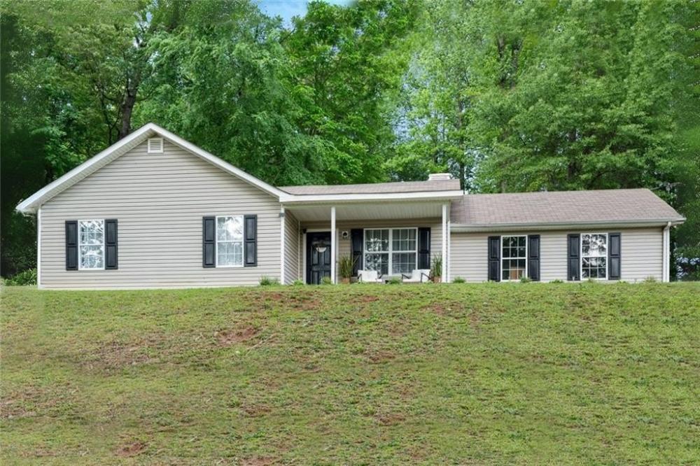 Currently Displayed Property Photo