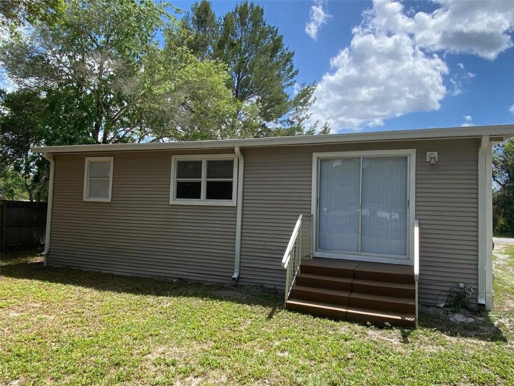 Currently Displayed Property Photo