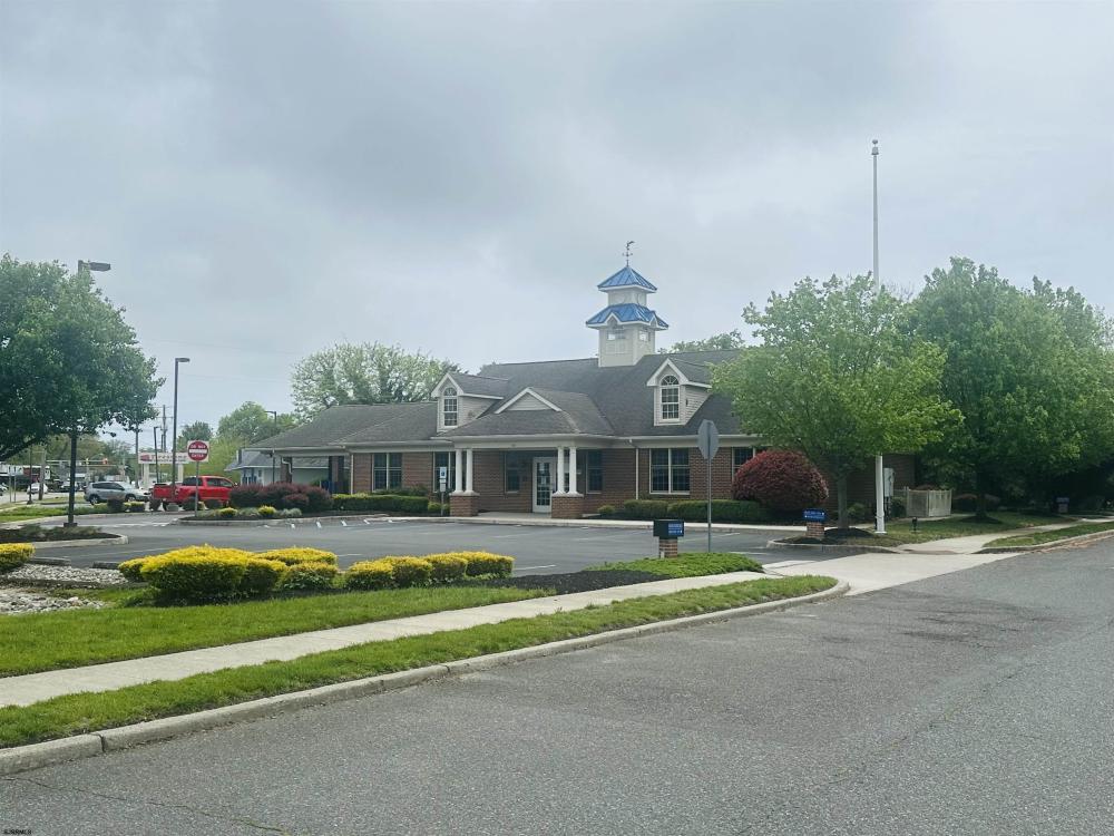 Currently Displayed Property Photo