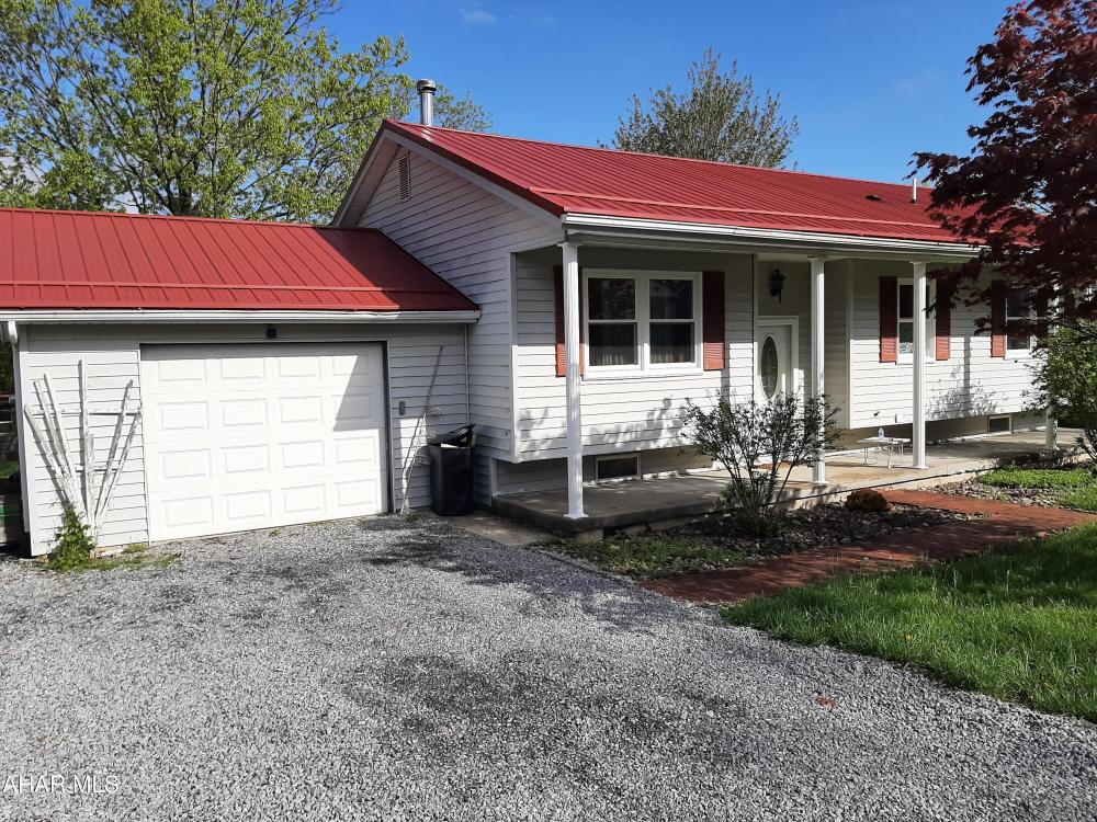 Currently Displayed Property Photo