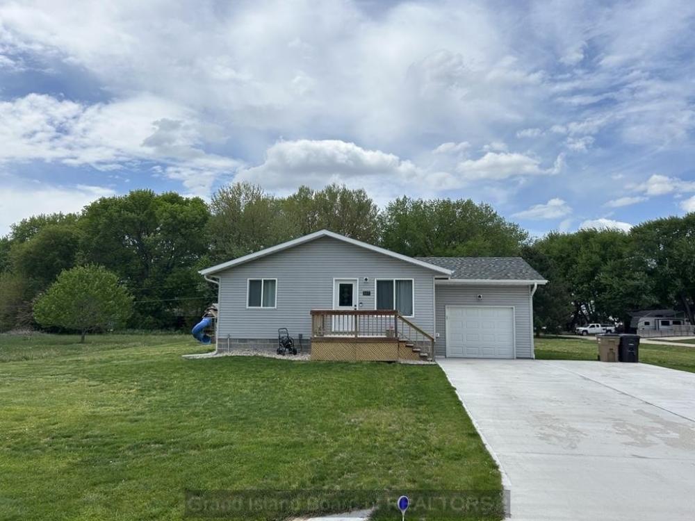 Currently Displayed Property Photo