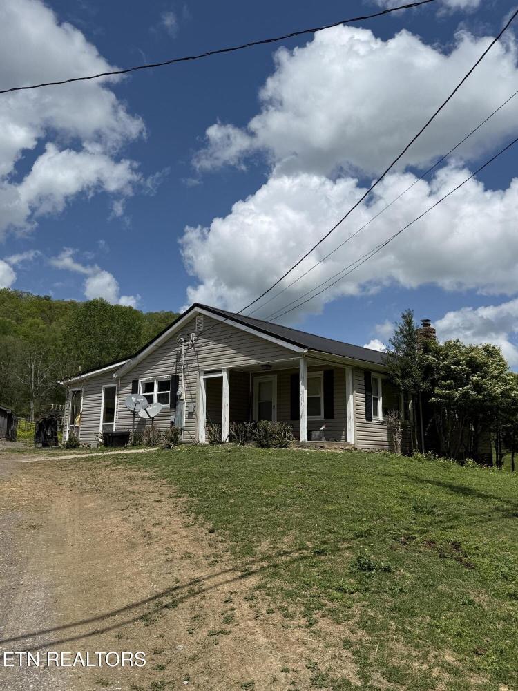 Currently Displayed Property Photo