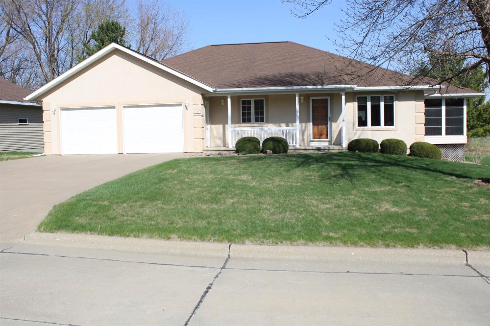 Currently Displayed Property Photo