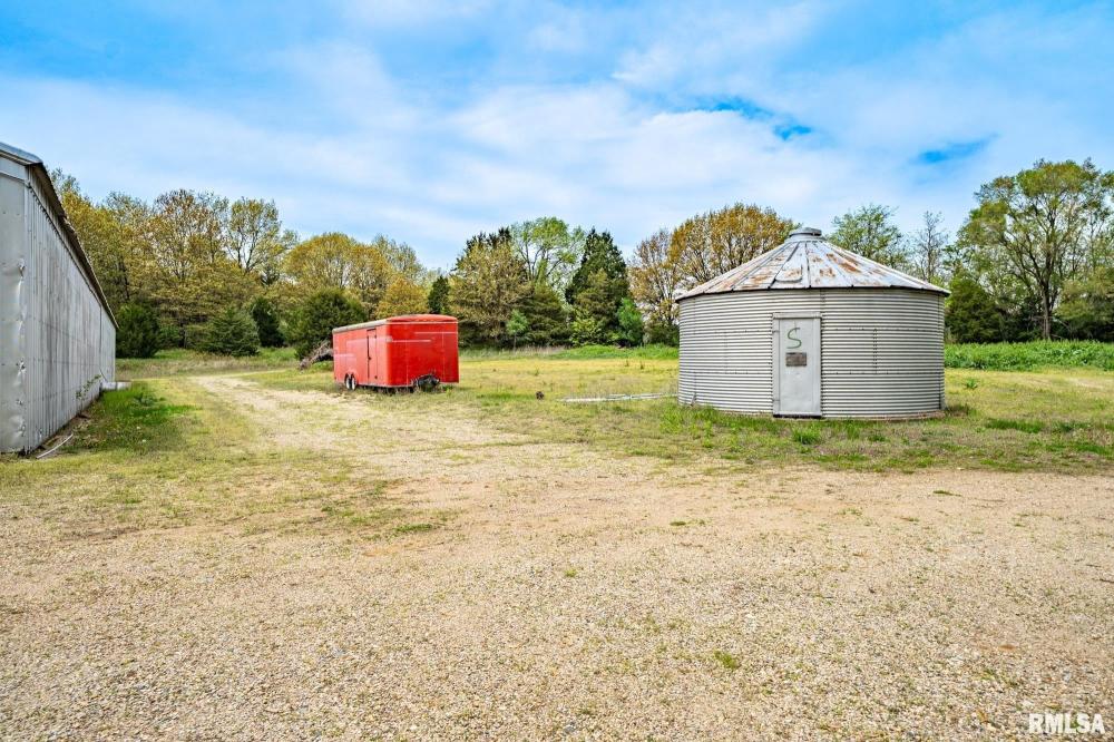 Currently Displayed Property Photo