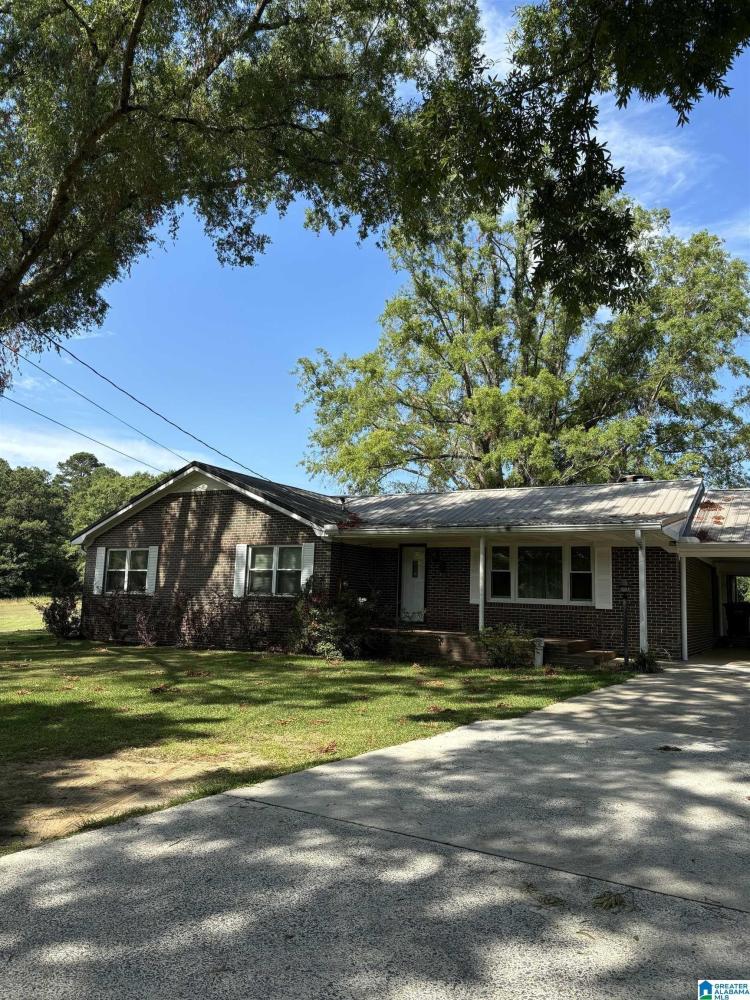 Currently Displayed Property Photo