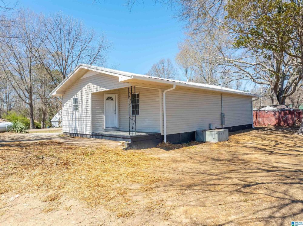 Currently Displayed Property Photo