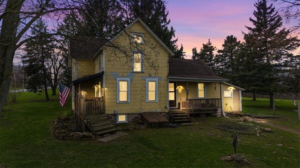 Currently Displayed Property Photo