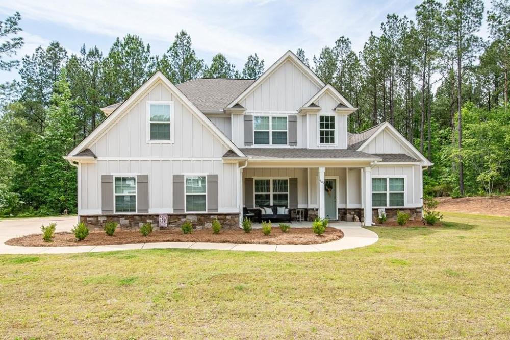 Currently Displayed Property Photo