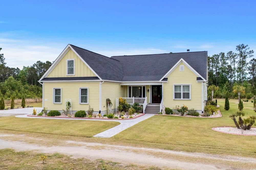 Currently Displayed Property Photo
