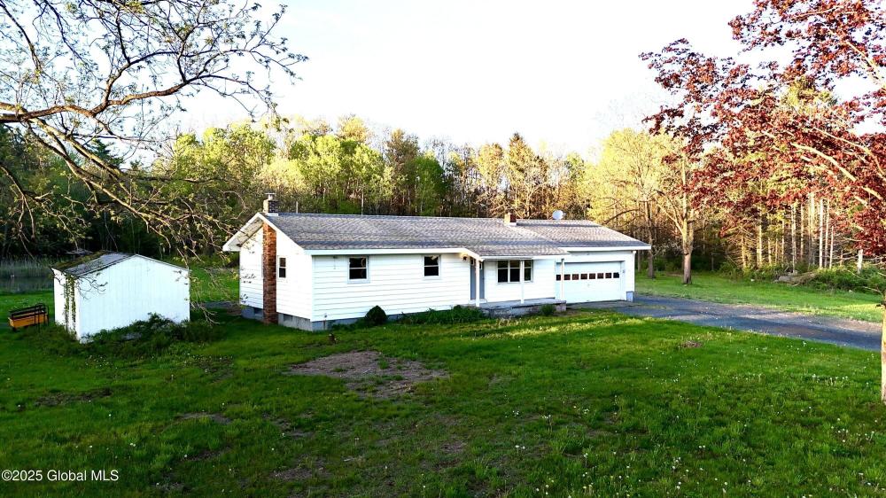 Currently Displayed Property Photo