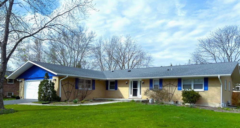 Currently Displayed Property Photo