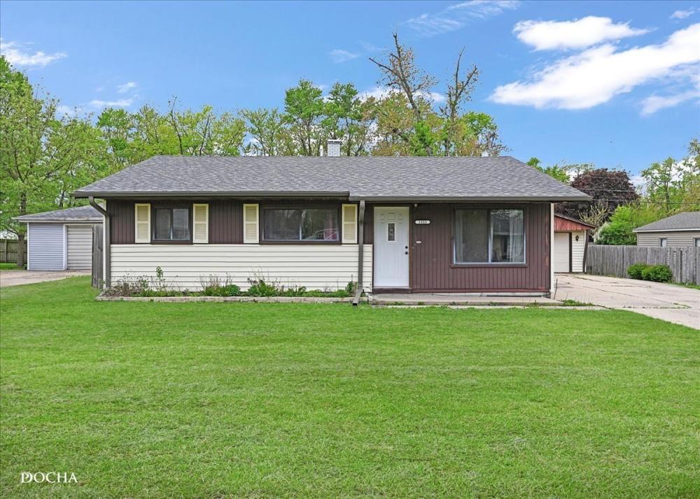 Currently Displayed Property Photo
