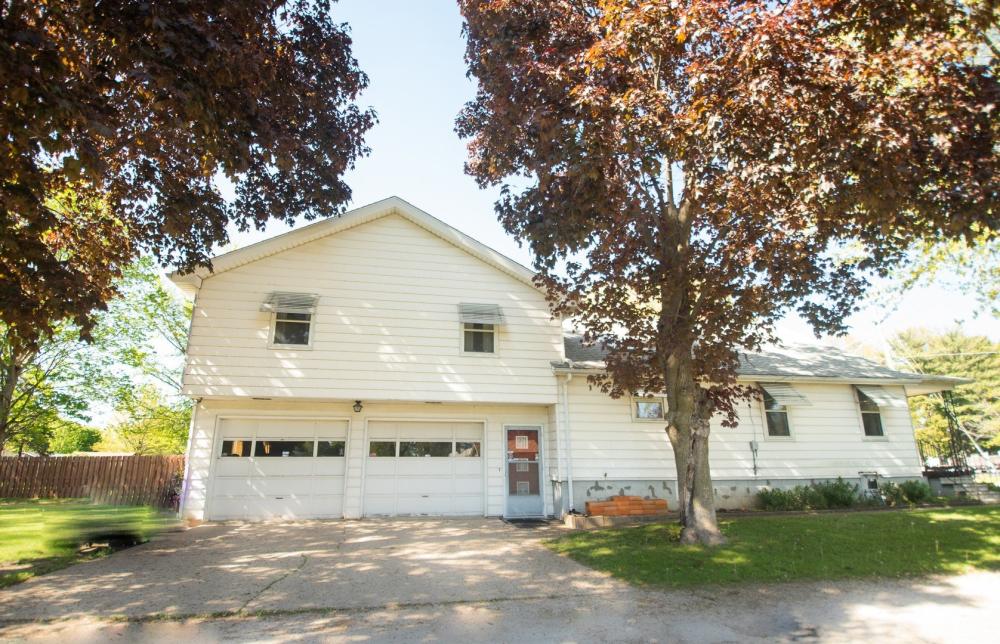 Currently Displayed Property Photo