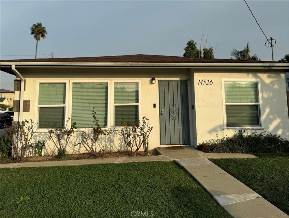 Currently Displayed Property Photo