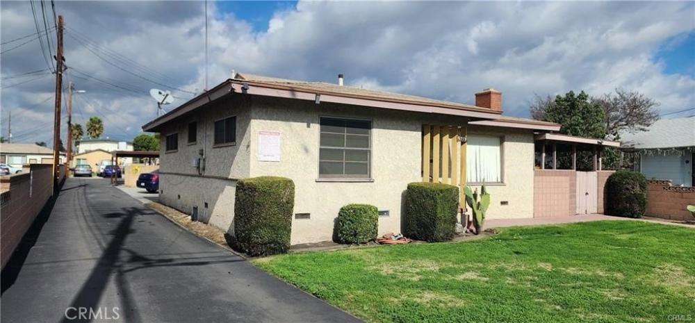 Currently Displayed Property Photo