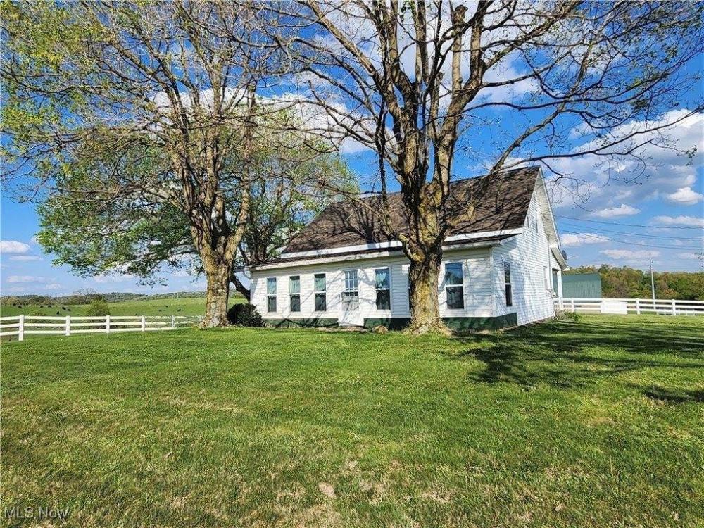 Currently Displayed Property Photo