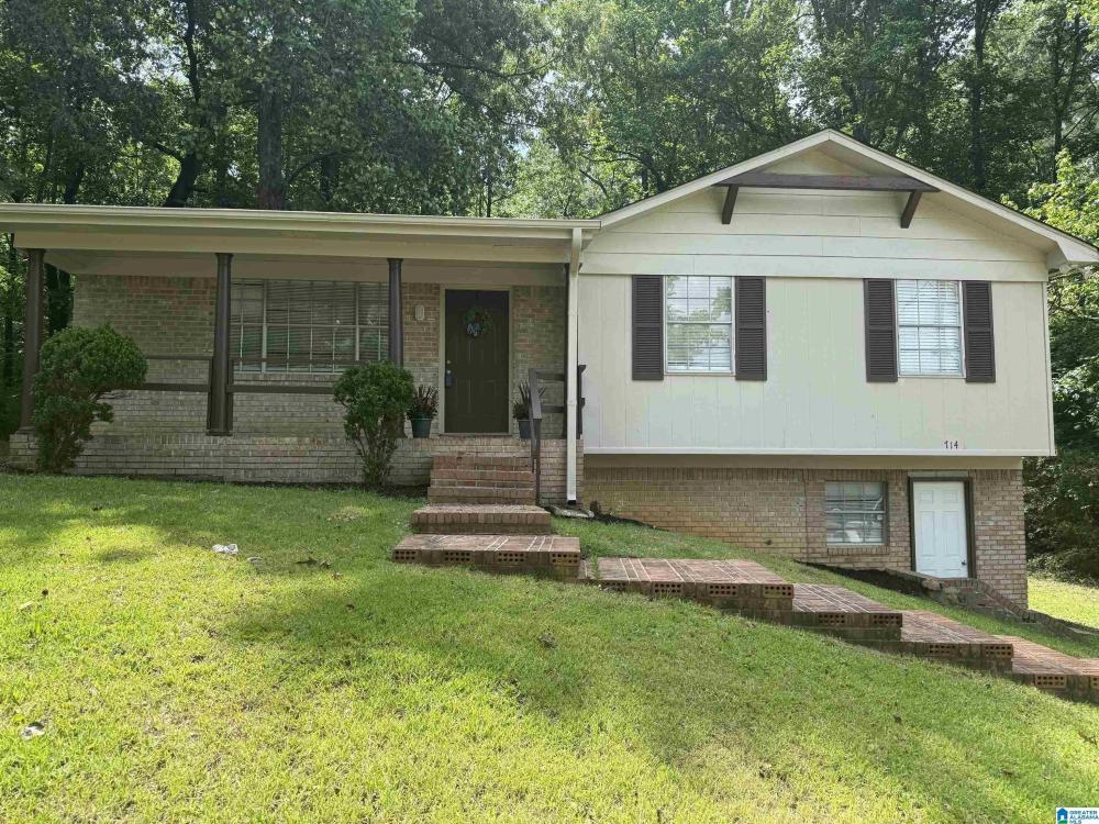 Currently Displayed Property Photo