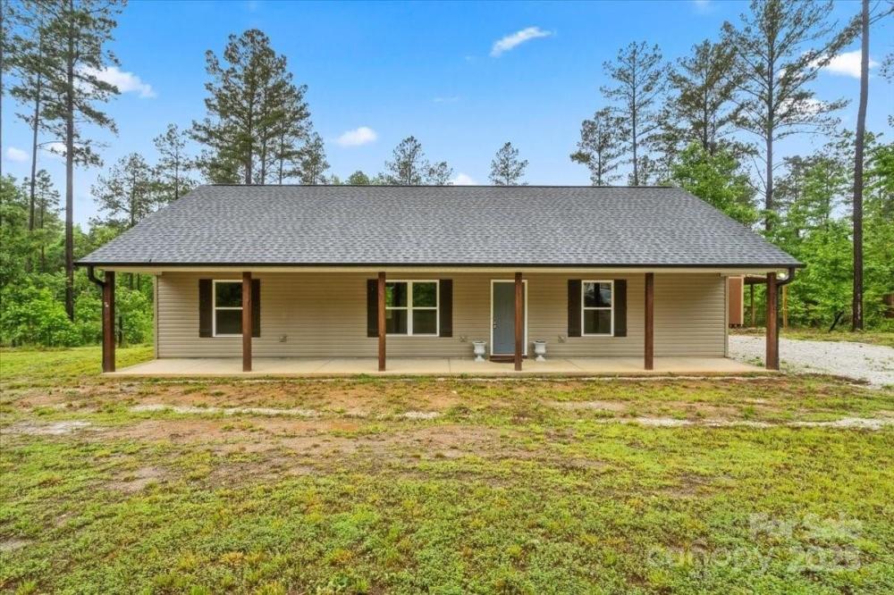 Currently Displayed Property Photo